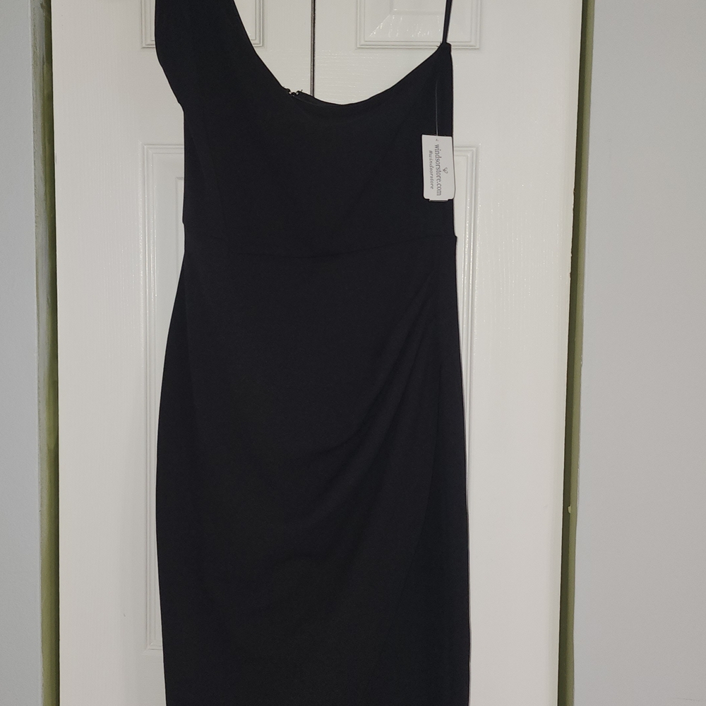Black One-Shoulder Women’s Dress